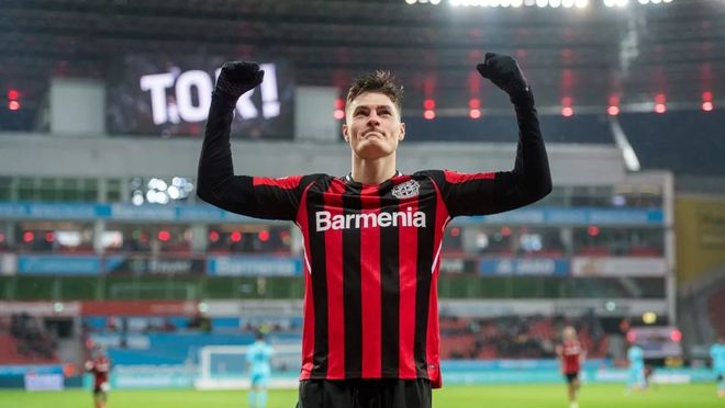 季引入八村 季引入八村