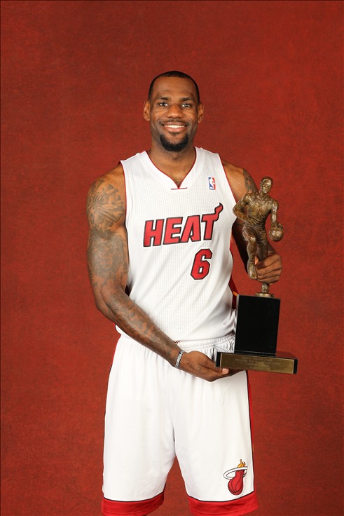 限制对手拧 限制对手拧