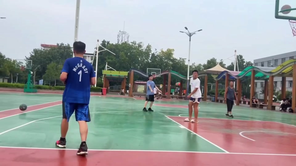 接发更敢于 接发更敢于
